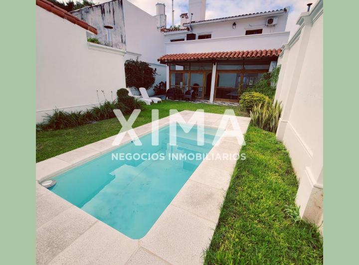 Casa · 282m² · 3 Dormitorios · 1 Cochera