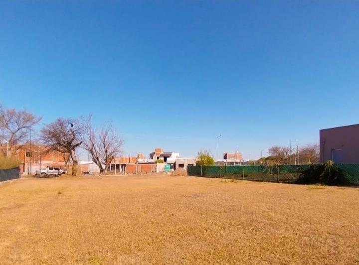 Terreno · 1000m²