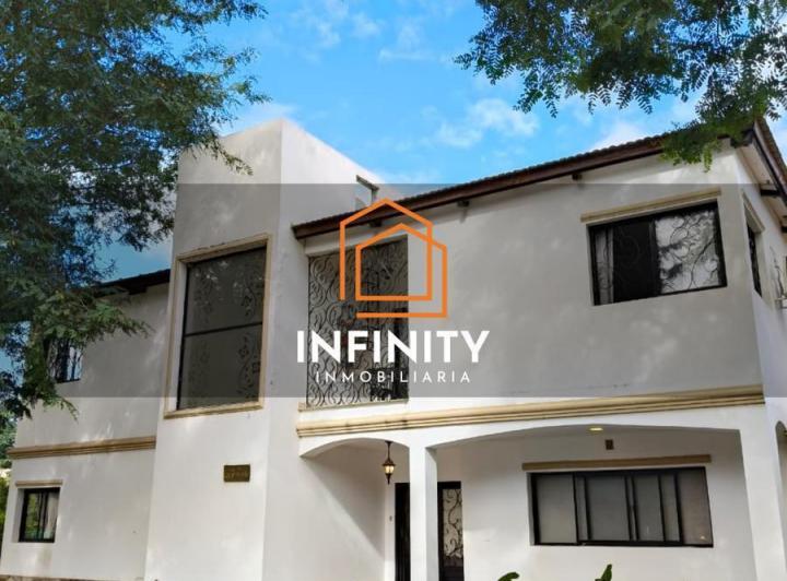 Casa · 1009m² · 9 Ambientes · 2 Cocheras