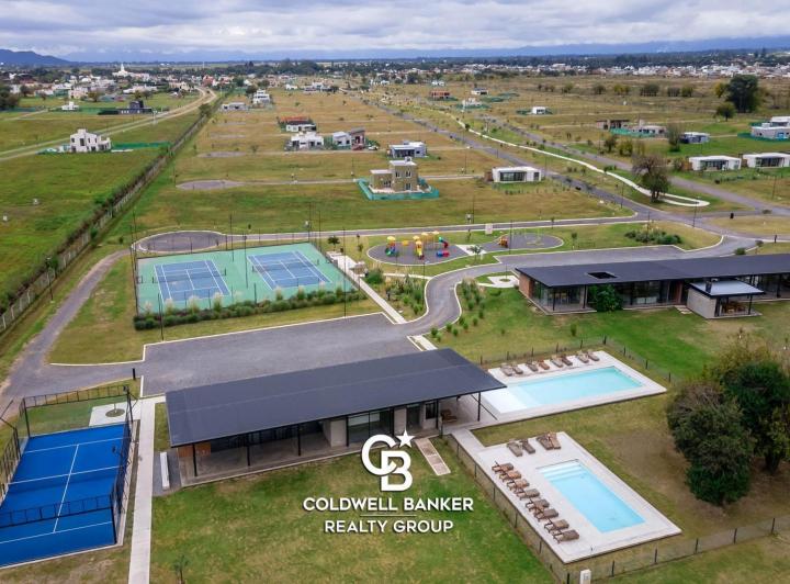 Terreno · 600m²