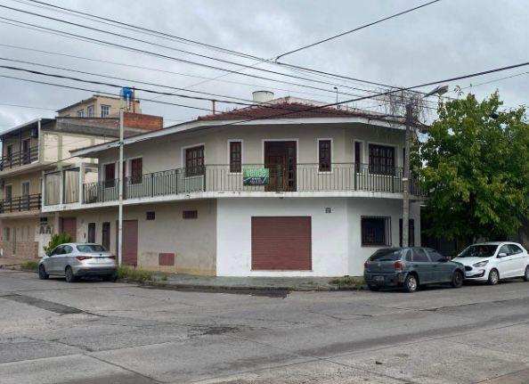 PH · 285m² · 4 Ambientes · 1 Cochera