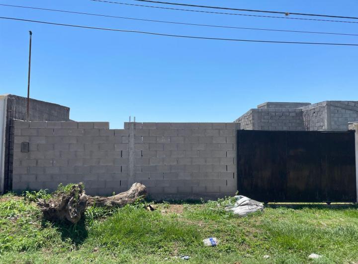 Terreno · 250m²
