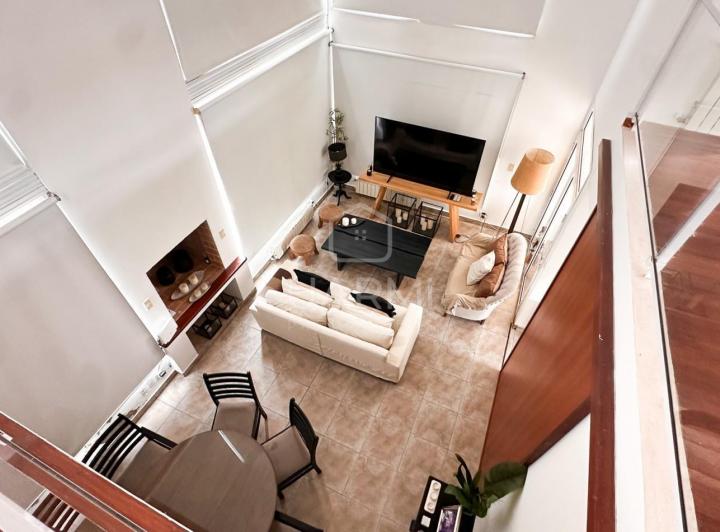 Casa · 280m² · 3 Dormitorios