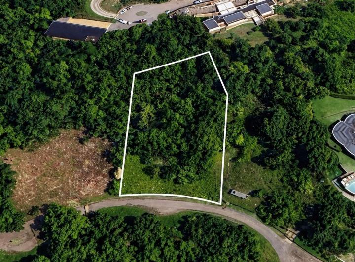 Terreno · 3140m²