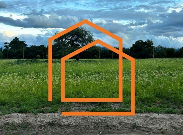 Terreno · 300m²