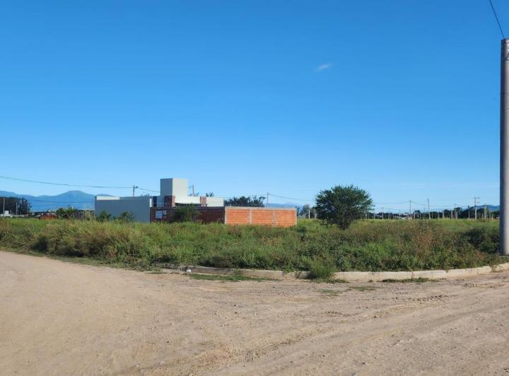 Terreno · 311m²