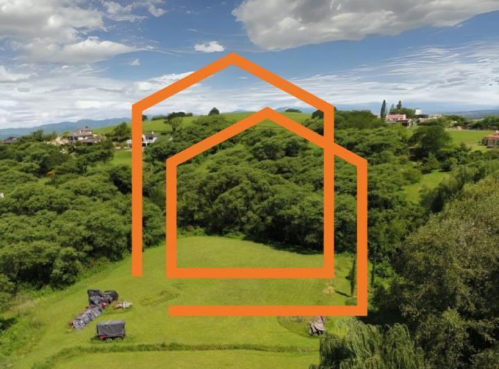Terreno · 3433m²