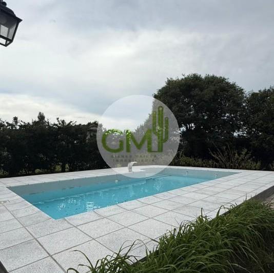 Casa · 315m² · 6 Ambientes · 3 Cocheras