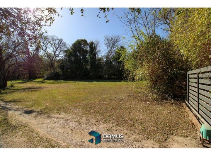 Terreno · 1252m²