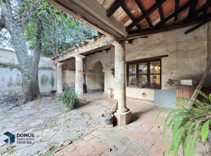 Casa · 450m² · 7 Dormitorios