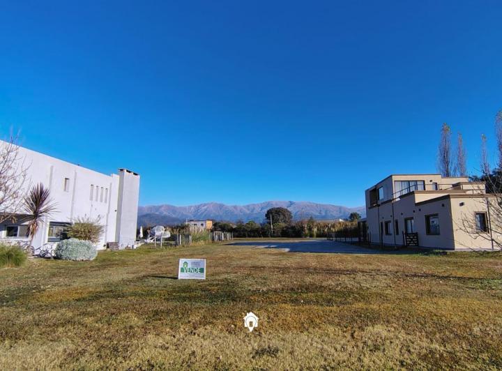 Terreno · 1100m²
