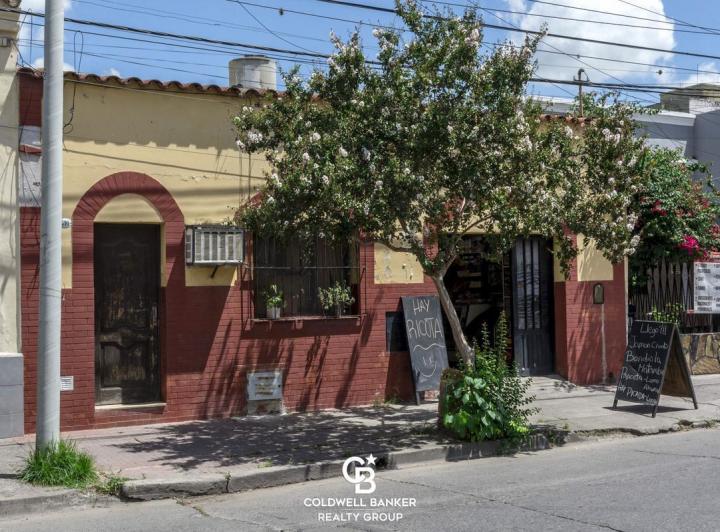 Casa · 88m² · 5 Ambientes · 1 Cochera