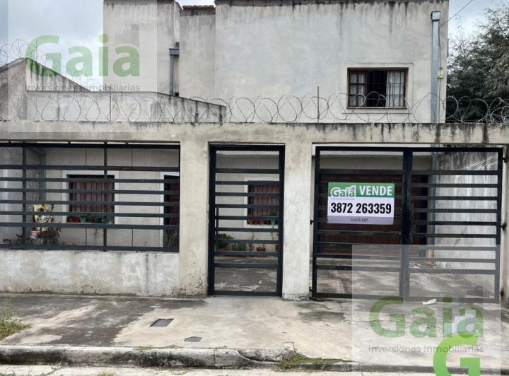 Casa · 220m² · 7 Ambientes · 2 Cocheras