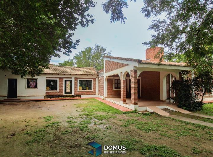 Casa · 170m² · 2 Dormitorios · 1 Cochera