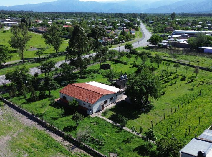 Terreno · 100m² · 1 Ambiente · 1 Cochera