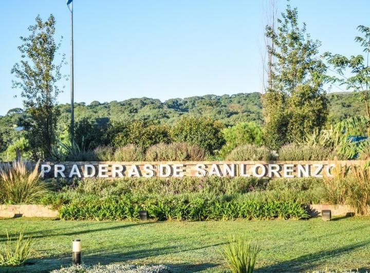 Terreno · 1396m²