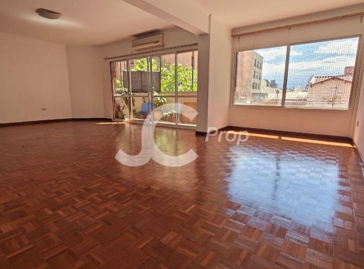 Departamento · 161m² · 5 Ambientes · 1 Cochera