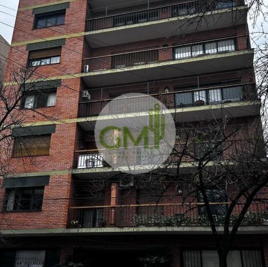 Departamento · 220m² · 7 Ambientes · 1 Cochera