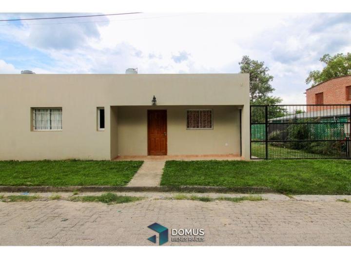 Casa · 75m² · 2 Dormitorios · 2 Cocheras
