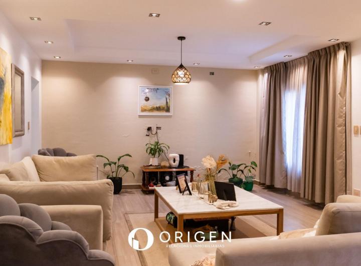 Casa · 274m² · 6 Ambientes