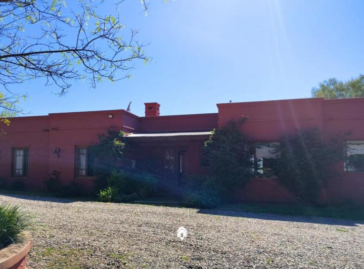 Casa · 413m² · 3 Dormitorios