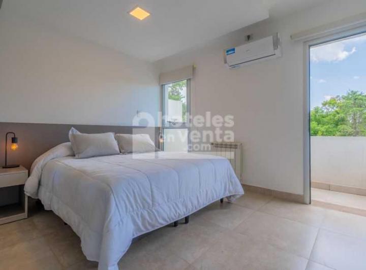 Hotel · 430m² · 8 Dormitorios