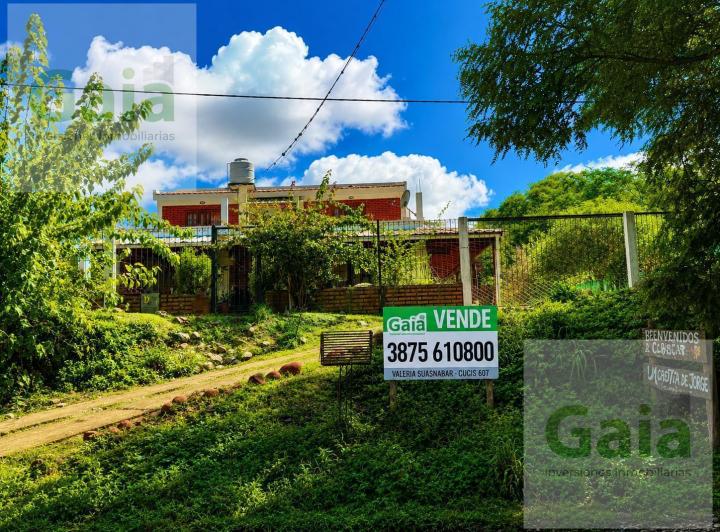 Casa · 130m² · 5 Ambientes · 2 Cocheras