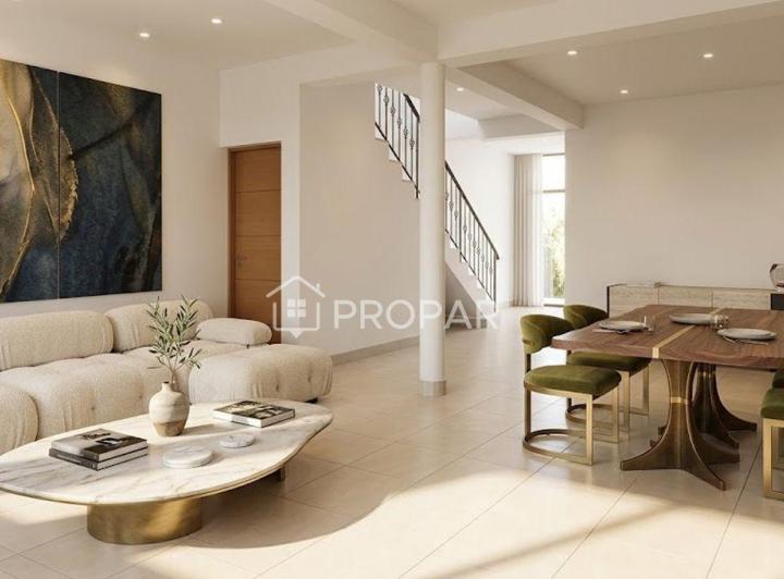 Casa · 150m² · 6 Ambientes · 1 Cochera