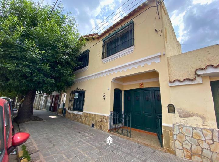 Casa · 196m² · 4 Dormitorios