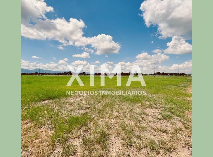 Terreno · 324m²