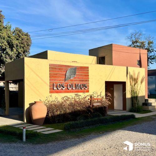 Terreno · 931m²