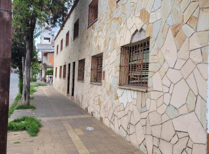 Casa · 17 Dormitorios