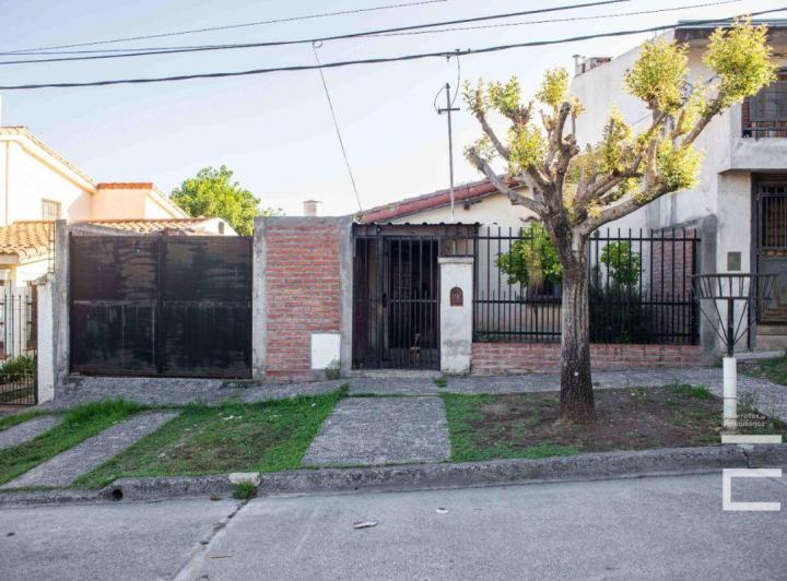 Casa · 90m² · 4 Ambientes