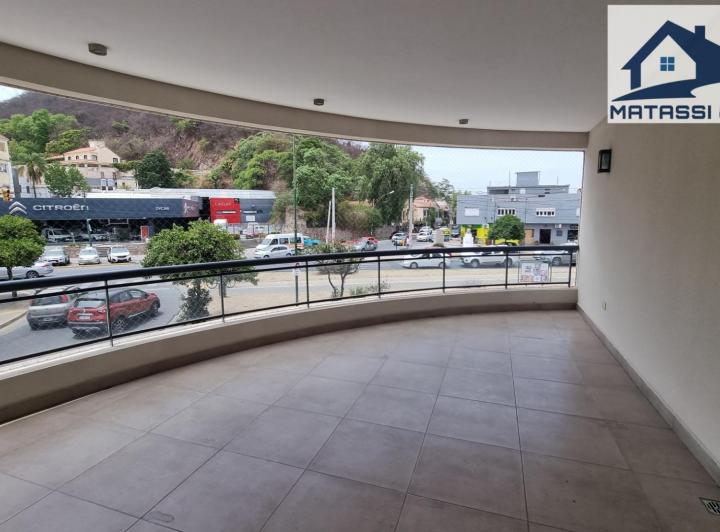 Departamento · 300m² · 4 Ambientes · 1 Cochera