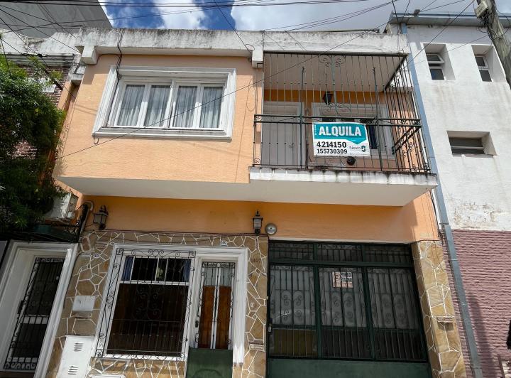 Consultorio · 240m² · 8 Ambientes