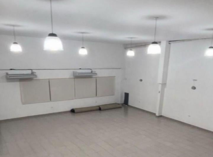 Bodega-Galpón · 167m² · 5 Ambientes · 2 Cocheras