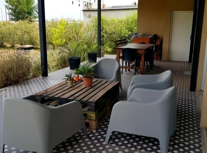 Casa · 140m² · 3 Ambientes · 2 Cocheras
