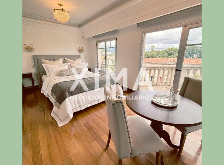 Departamento · 200m² · 1 Dormitorio · 2 Cocheras