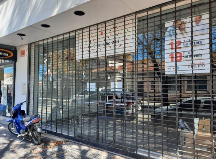 Local comercial · 339m²