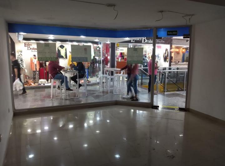 Local comercial · 57m²