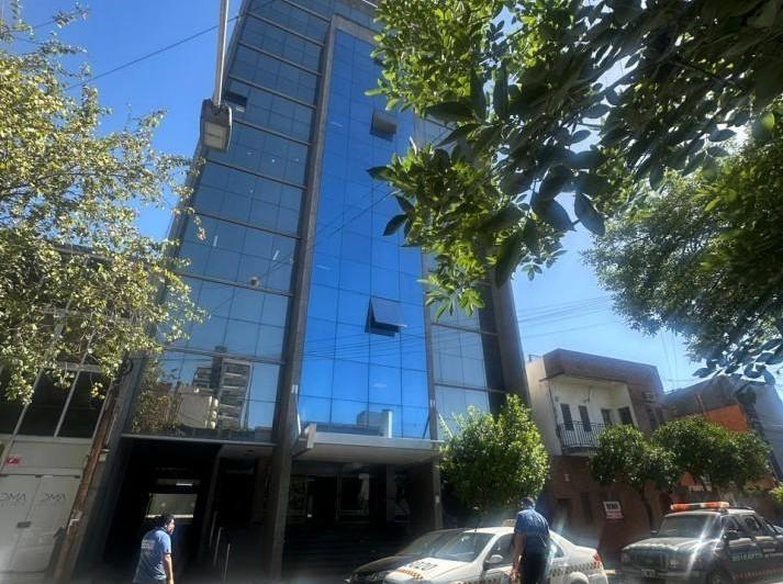 Oficina comercial · 90m² · 5 Ambientes