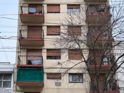 Departamento en Alquiler en Parque Chacabuco, Capital Federal
