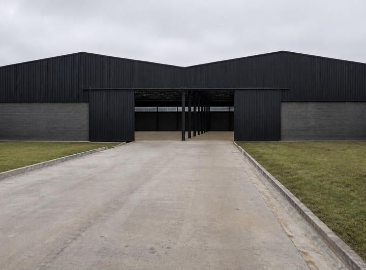 Bodega-Galpón · 1225m² · 1 Ambiente · 1 Cochera