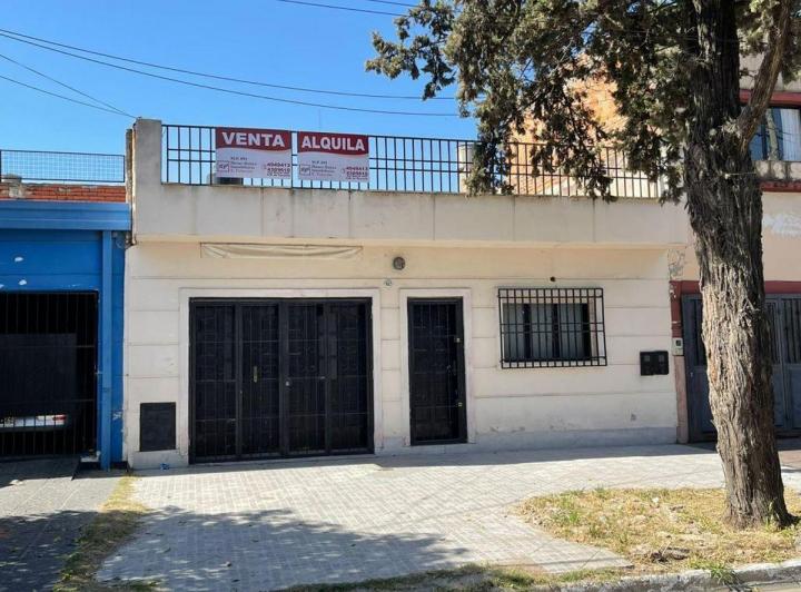 Casa · 156m² · 3 Ambientes · 1 Cochera