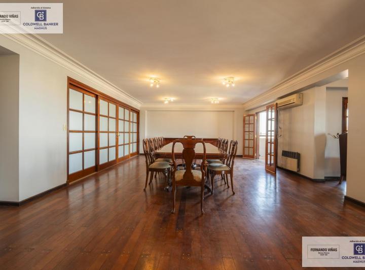 Departamento · 214m² · 5 Ambientes · 2 Cocheras