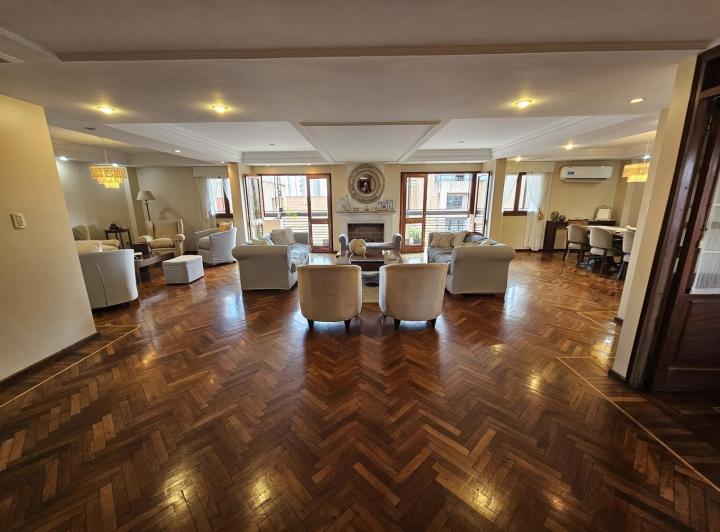 Departamento · 340m² · 4 Ambientes · 1 Cochera