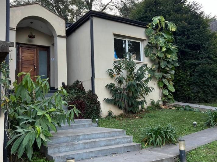 Casa · 295m² · 3 Dormitorios