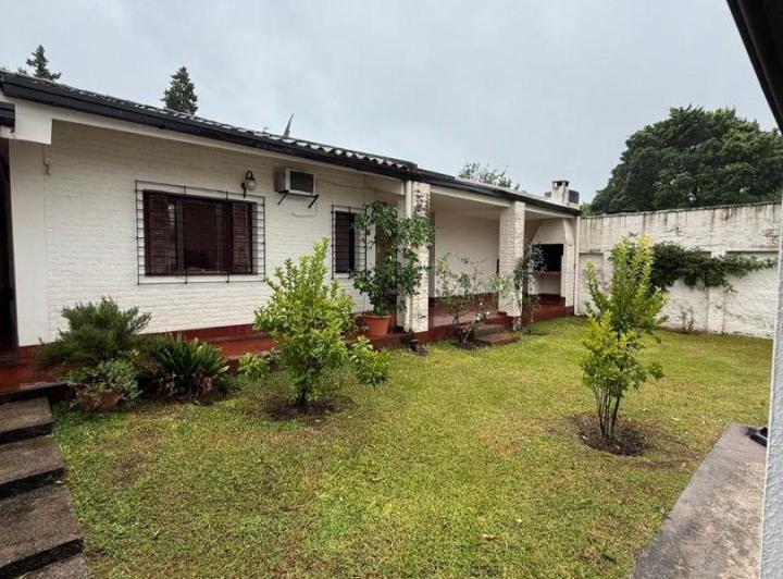 Casa · 190m² · 3 Dormitorios