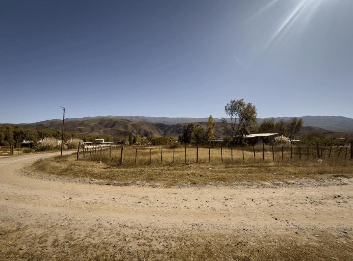 Terreno · 2033m²