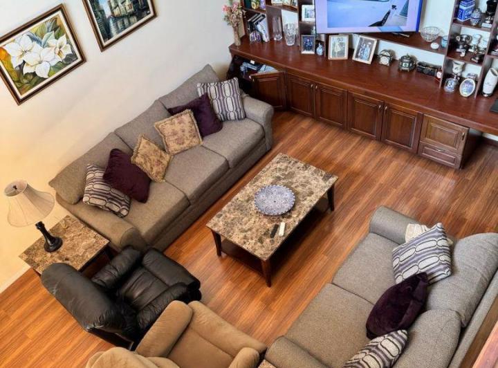 Casa · 342m² · 6 Ambientes